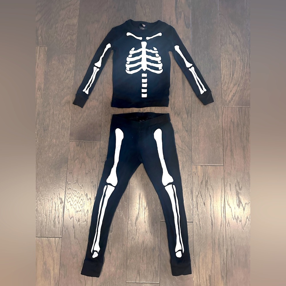 Kids skeleton pajamas